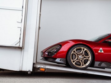 Pierwsza Alfa Romeo 33 Stradale trafiła do klienta